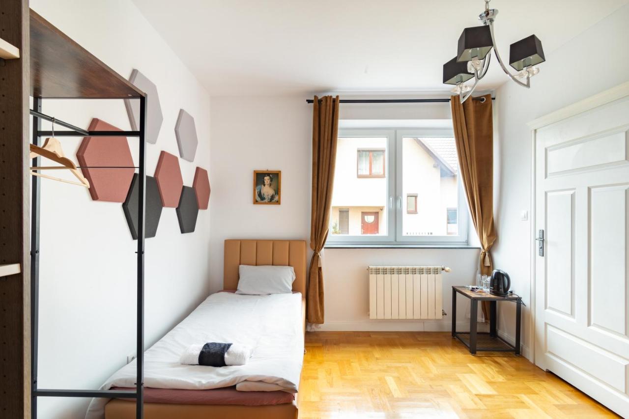 The Castle & - Free Parking - (adults Only) * Krakau