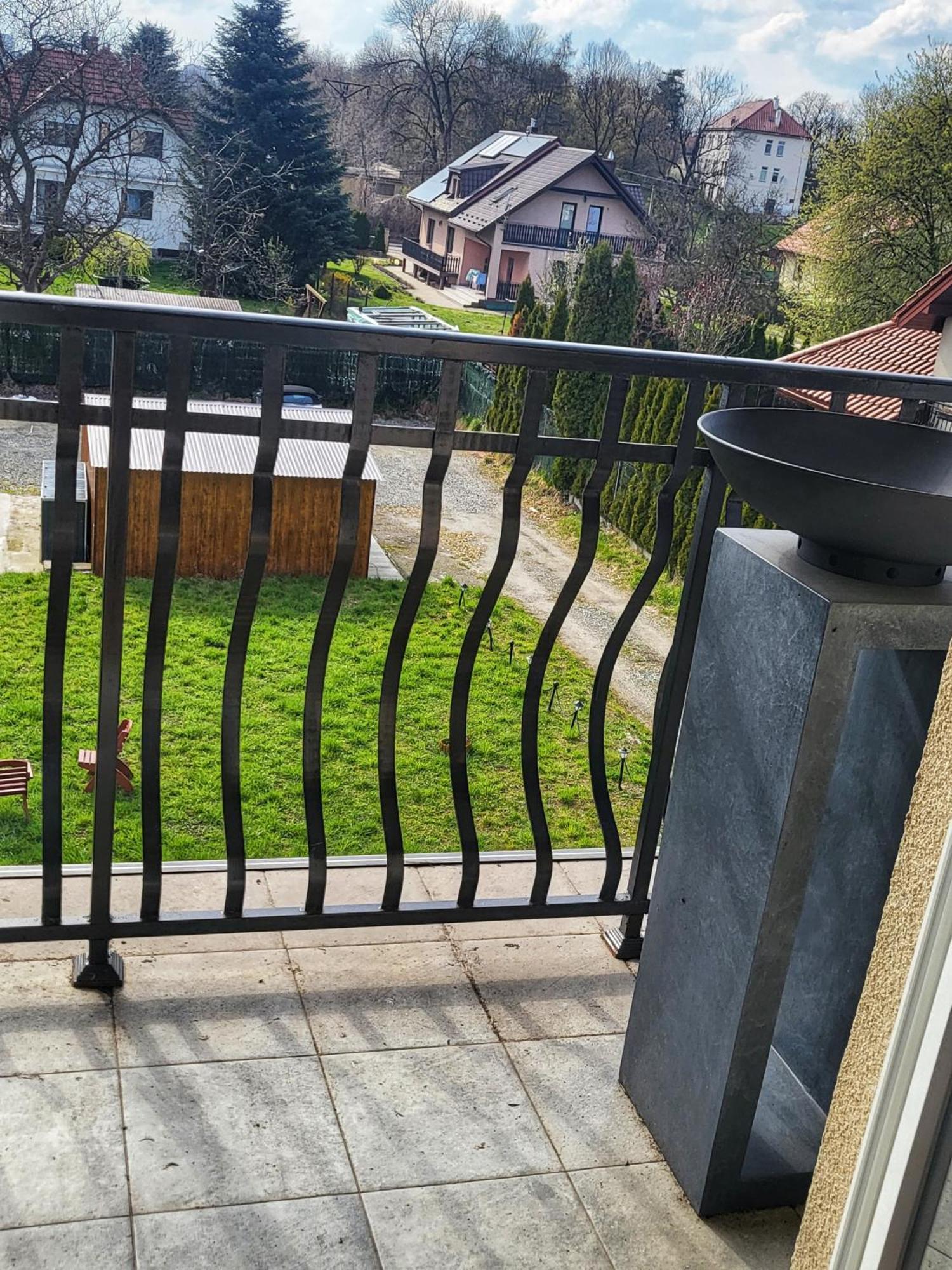 The Castle & - Free Parking - (adults Only) Apartment