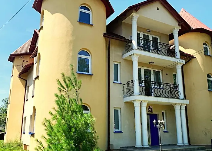 The Castle Suites & Apartment - Free Parking - Self Check In (Adults Only)