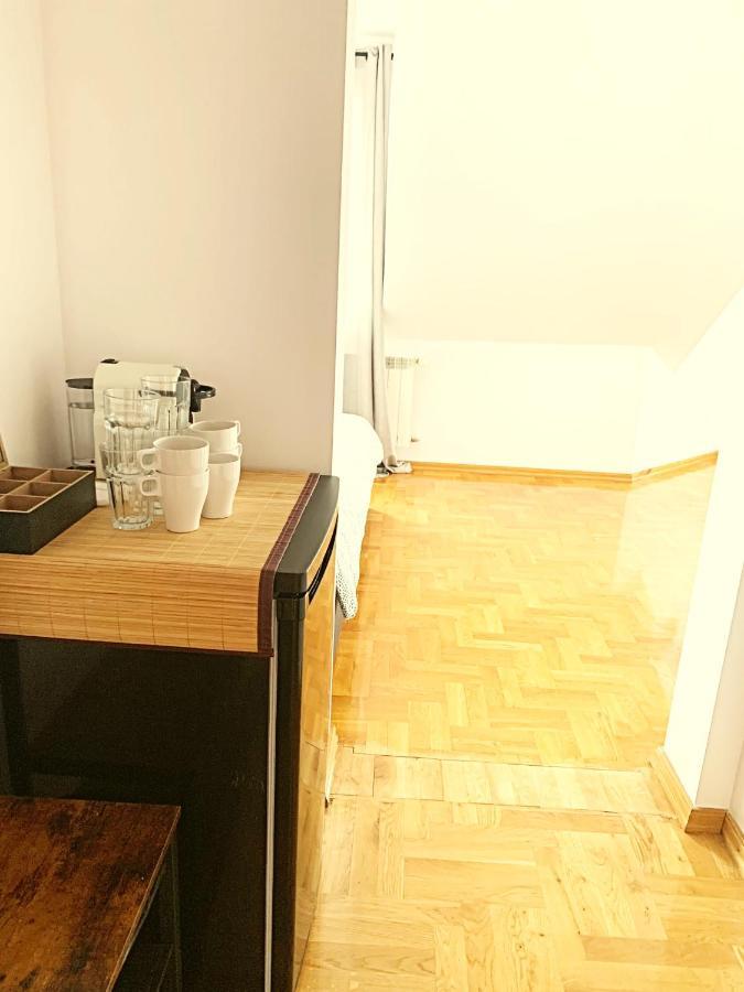 The Castle & - Free Parking - (adults Only) Appartement