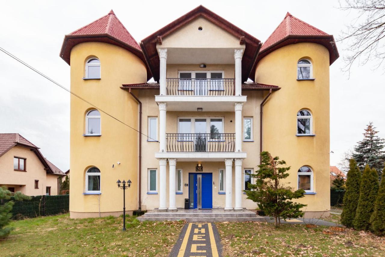 The Castle & - Free Parking - (adults Only) Appartement Krakau