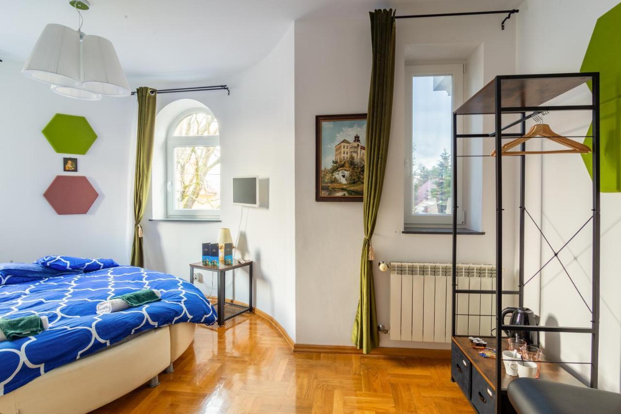 The Castle & - Free Parking - (adults Only) Appartement Krakau