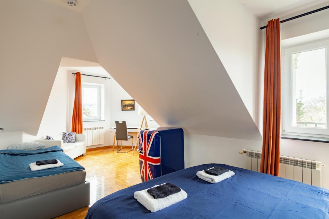 The Castle & - Free Parking - (adults Only) Appartement Krakau