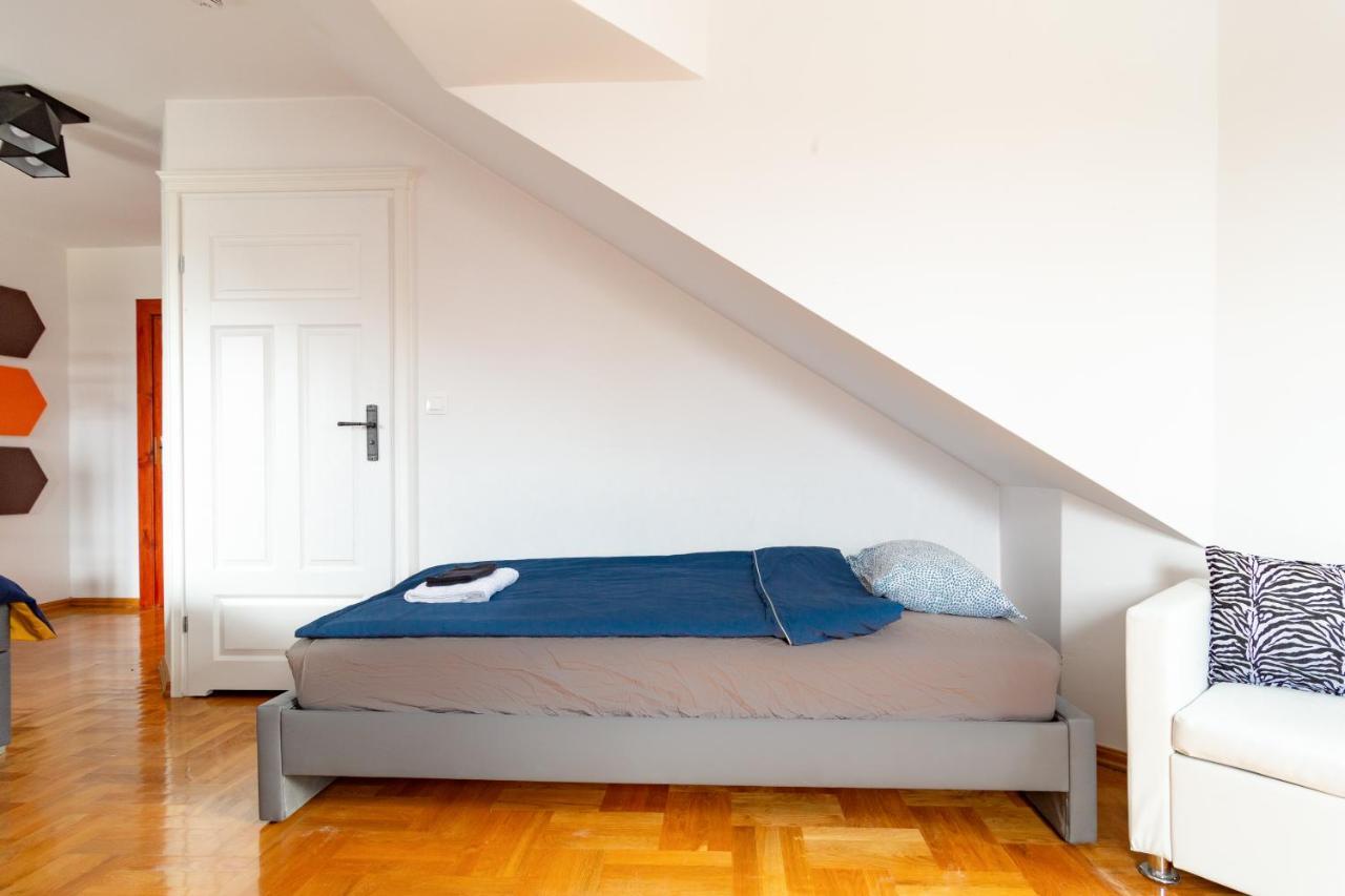 The Castle & - Free Parking - (adults Only) * Krakau